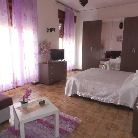Bed and breakfast Sa Domo De Giulietta *